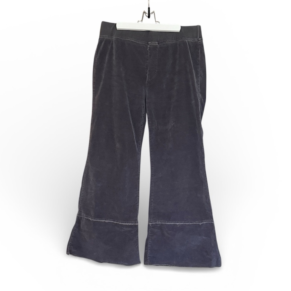 Wearables Arrin corduroy flares